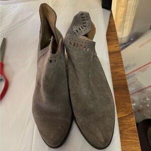 Lucky Brand Francee ankle boots size 6.5 suede